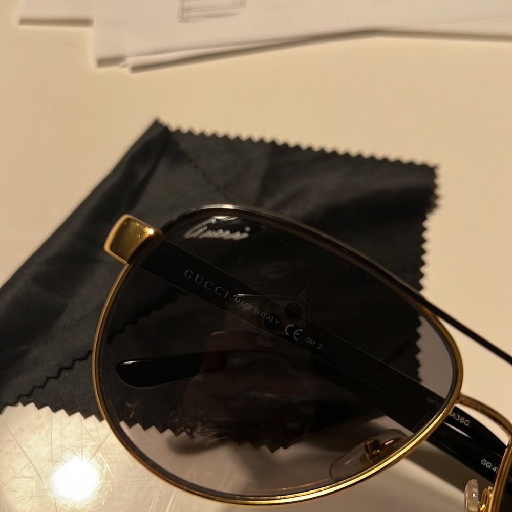 Gucci Aviators authentic - Picture 4 of 11